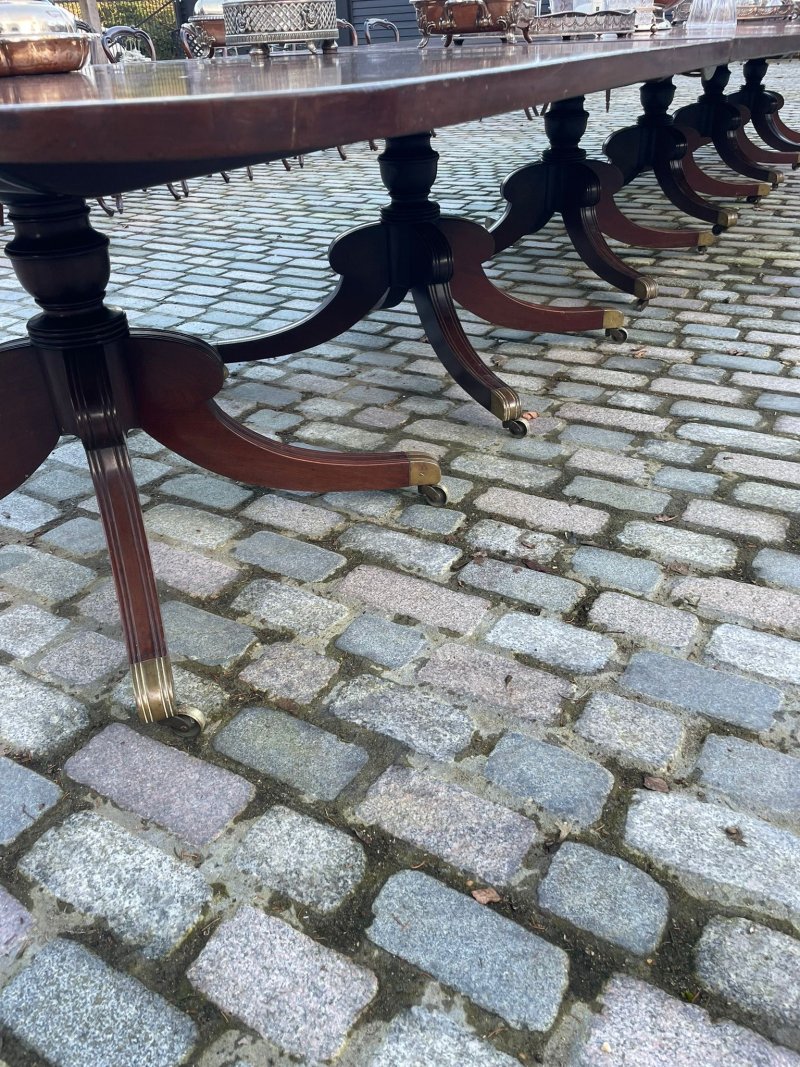 Rare 28 Seater 6 Pilar Antique George III Quality Mahogany Dining Table 72 x 161 x 609 cm - Image 20